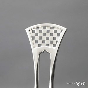 市松文様ばち型